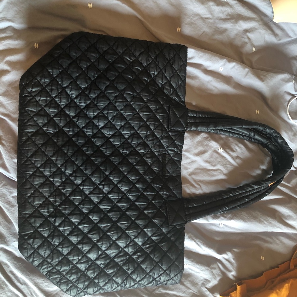 Black Medium Metro Tote